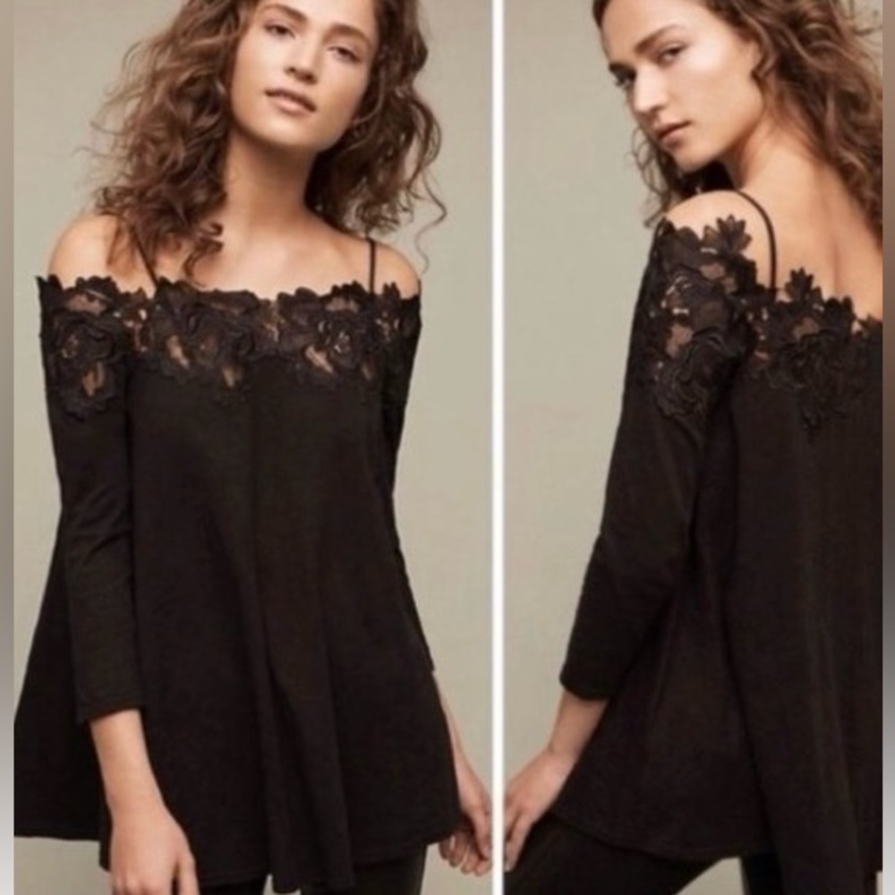 Meadow Rue XXSP black cold shoulder top.